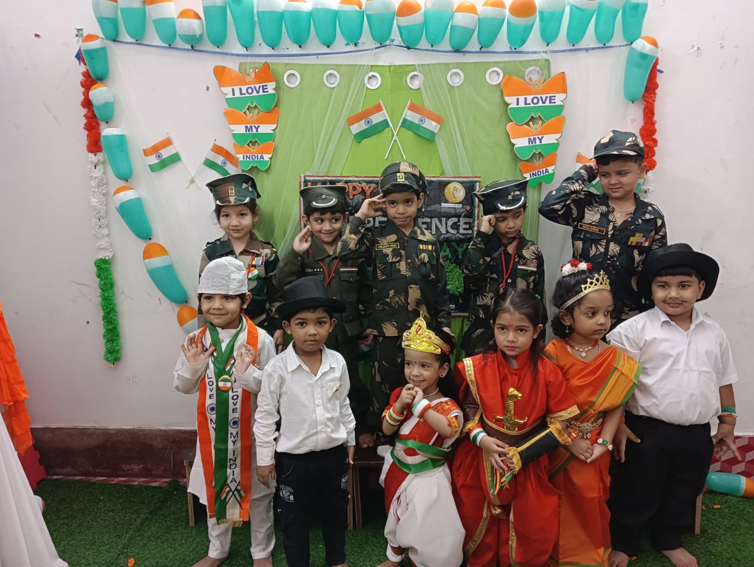 Children dressed for Independence Day